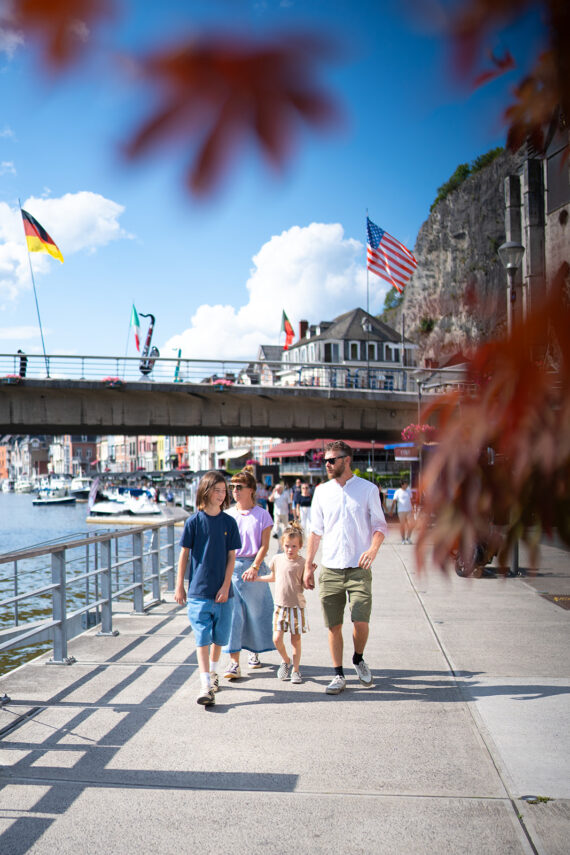 Promenade à Dinant en famille